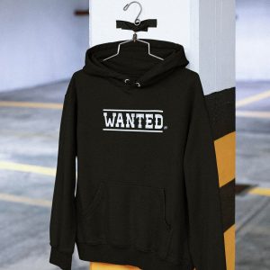 Pull à capuche - WANTED (Poches kangourou)